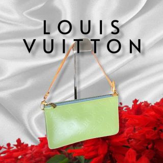 ルイヴィトン(LOUIS VUITTON)のB46 ルイヴィトン モノグラム ヴェルニ レキシントン アクセサリーポーチ(ボディバッグ/ウエストポーチ)