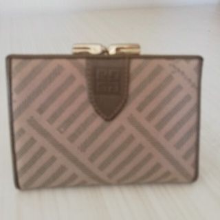 ジバンシィ 財布(レディース)の通販 400点以上 | GIVENCHYのレディース ...