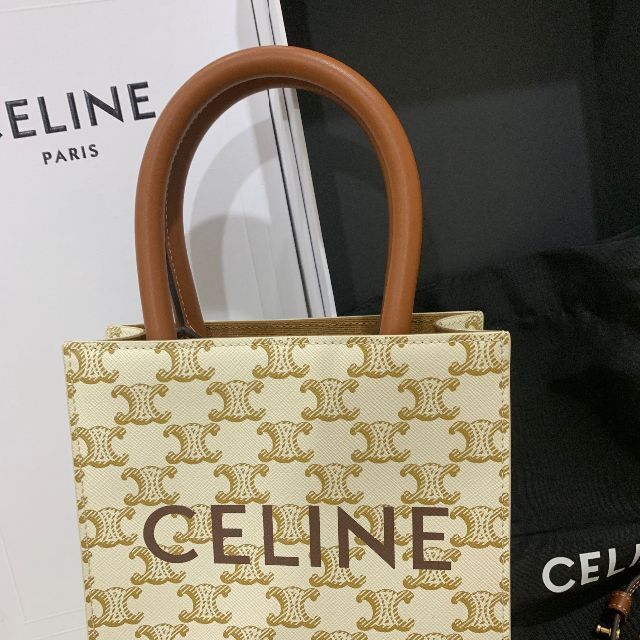セリーヌ CELINE ミニ バーティカルカバトリオンフキャンバストート セリーヌ CELINE ミニ バーティカルカバトリオンフキャンバストート