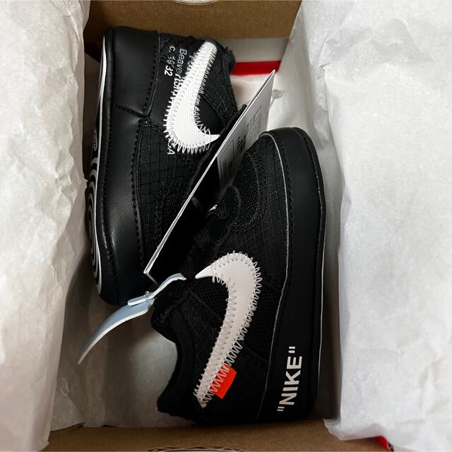 NIKE(ナイキ)の8cm THE 10 NIKE FORCE 1 TD トドラー　オフホワイト キッズ/ベビー/マタニティのベビー靴/シューズ(~14cm)(スニーカー)の商品写真