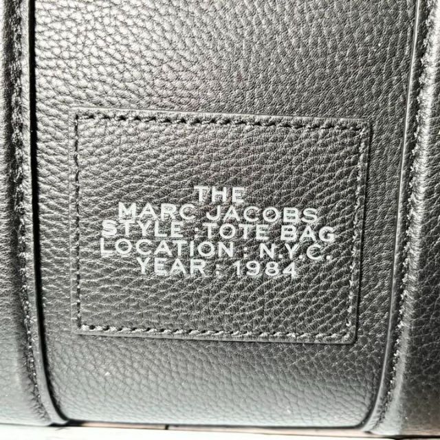 MARC JACOBS(マークジェイコブス)の【新品】MARC JACOBS THE LEATHER MINI 2WAY　黒 レディースのバッグ(トートバッグ)の商品写真