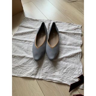 vivaia フラットシューズ　gray&beige (バレエシューズ)