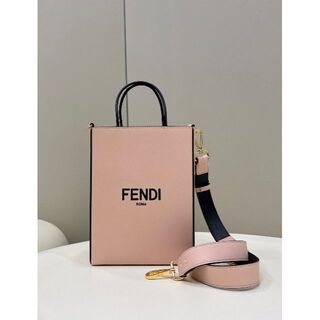 FENDI - フェンディ⛄極美品⛄❤️ショルダーバック