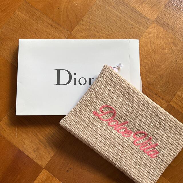 Dior(ディオール)のDior ディオール　ノベルティ　ポーチ エンタメ/ホビーのコレクション(ノベルティグッズ)の商品写真