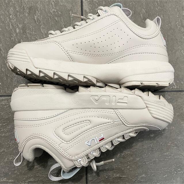 FILA(フィラ)のFILA DISRUPTOR 2 ベージュ レディースの靴/シューズ(スニーカー)の商品写真