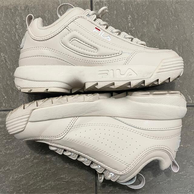 FILA(フィラ)のFILA DISRUPTOR 2 ベージュ レディースの靴/シューズ(スニーカー)の商品写真