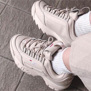 フィラ(FILA)のFILA DISRUPTOR 2 ベージュ(スニーカー)