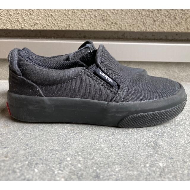 VANS(ヴァンズ)のvans キッズスニーカー　ブラック　16.0cm  キッズ/ベビー/マタニティのキッズ靴/シューズ(15cm~)(スニーカー)の商品写真