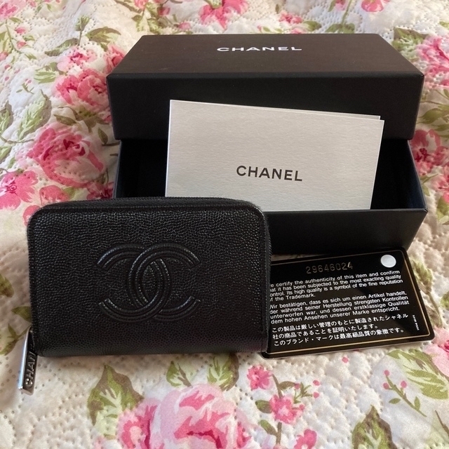 CHANEL(シャネル)のシャネル ココマーク コインケース 小銭入れ キャビアスキン 黒 レディースのファッション小物(コインケース)の商品写真