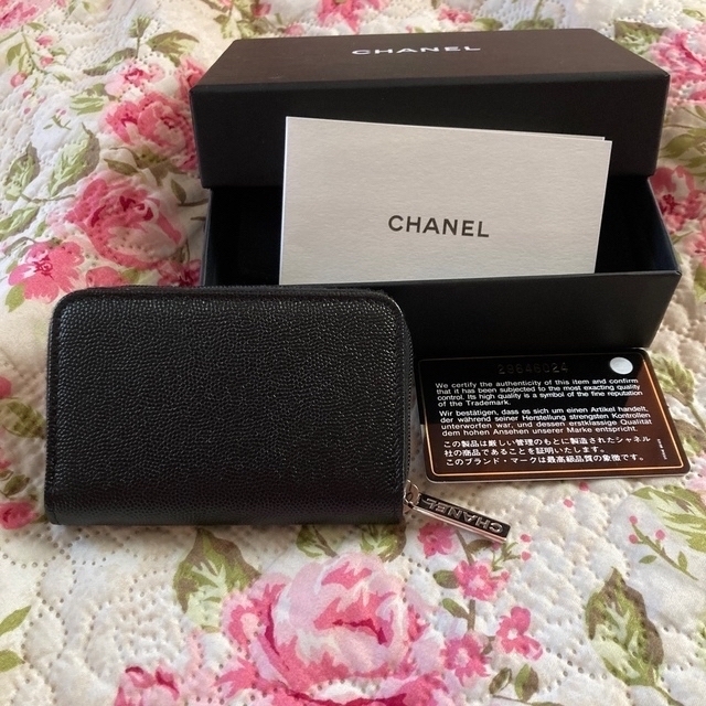 CHANEL(シャネル)のシャネル ココマーク コインケース 小銭入れ キャビアスキン 黒 レディースのファッション小物(コインケース)の商品写真