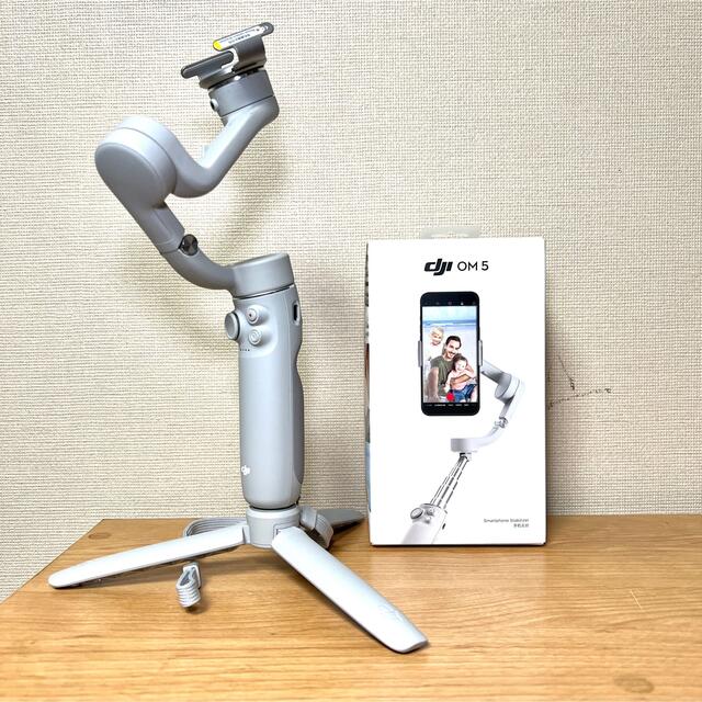 自撮り棒【新古】DJI OM5 スマホ用ジンバル