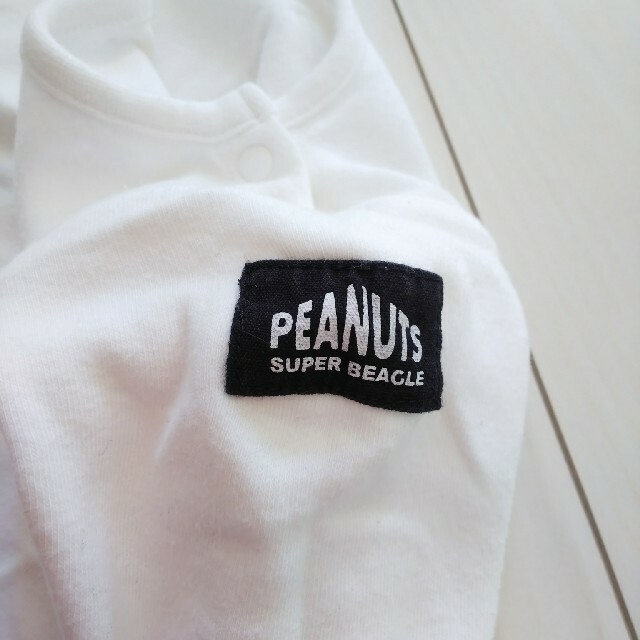 PEANUTS(ピーナッツ)のPEANUTS  ボディスーツ キッズ/ベビー/マタニティのベビー服(~85cm)(ロンパース)の商品写真