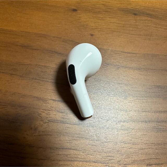 Apple(アップル)のairpods pro 第一世代 スマホ/家電/カメラのオーディオ機器(ヘッドフォン/イヤフォン)の商品写真