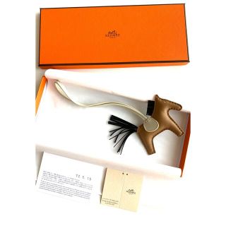 エルメス(Hermes)のエルメス☆hermes チャーム　ロデオ pm チャイ／ブラック　(バッグチャーム)