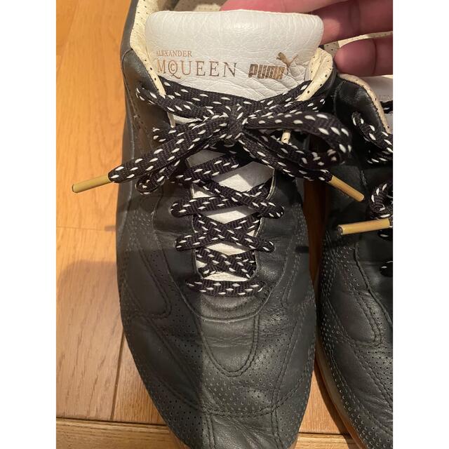 Alexander McQueen(アレキサンダーマックイーン)のアレキサンダーマックイーン　PUMA コラボスニーカー　黒　レア メンズの靴/シューズ(スニーカー)の商品写真