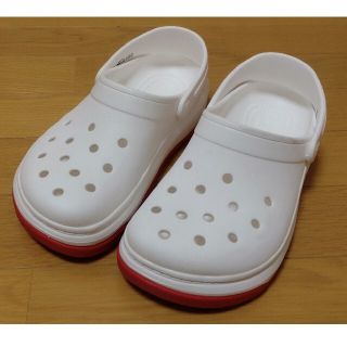 クロックス(crocs)のcrocs☆厚底スニーカー風(サンダル)