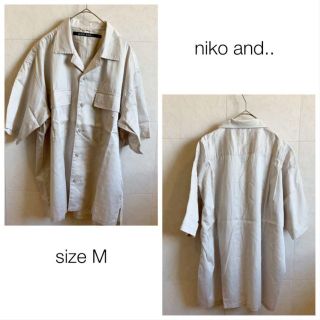 ニコアンド(niko and...)の古着★niko and.. シャツ 半袖 ベージュ(シャツ/ブラウス(半袖/袖なし))