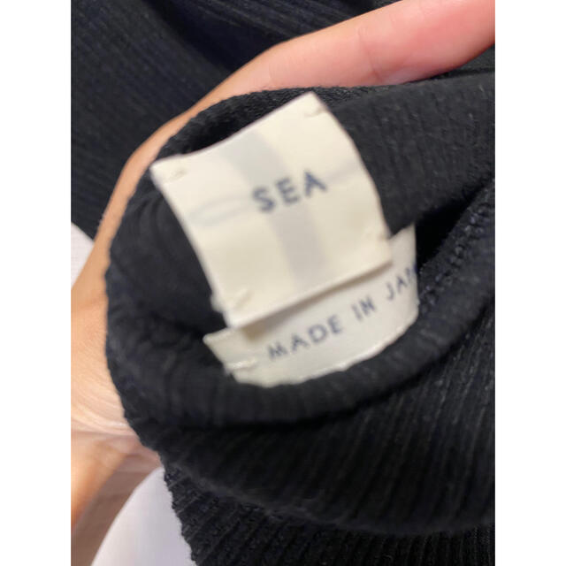 SEA(シー)のsea シー　バックオープン　カットソー　ブラック レディースのトップス(カットソー(長袖/七分))の商品写真