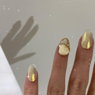 flesh yellow  ハンドメイドのアクセサリー(ネイルチップ)の商品写真