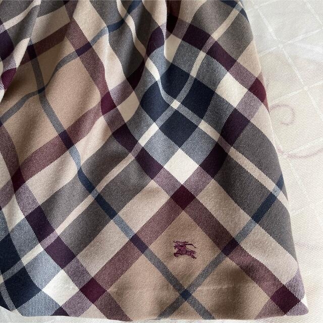 BURBERRY(バーバリー)のバーバリーブルーレーベル　Burberry レア フレアースカート レディースのスカート(ひざ丈スカート)の商品写真