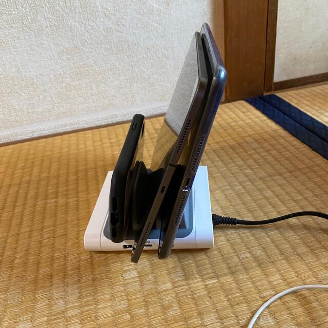 携帯充電器3台分 スマホ/家電/カメラのスマートフォン/携帯電話(バッテリー/充電器)の商品写真