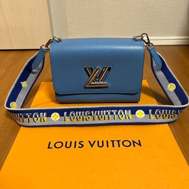 LOUIS VUITTON - ルイヴィトン　エピ ツイスト ショルダーバッグ