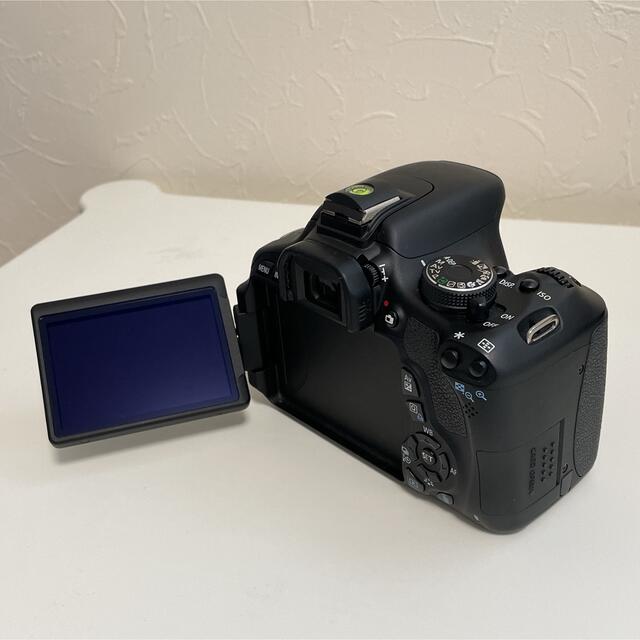 Canon(キヤノン)のCanon EOS Kiss X5  ダブルズームキット 一眼レフカメラ スマホ/家電/カメラのカメラ(デジタル一眼)の商品写真