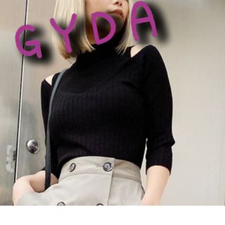 ジェイダ(GYDA)のGYDA リブニット オープンショルダーニット ブラック(ニット/セーター)