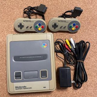 スーパーファミコン(スーパーファミコン)のニンテンドー　スーパーファミコン本体(家庭用ゲーム機本体)