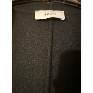 ASTRAET - ASTRAET アストラット リバー ノーカラー コート ショート