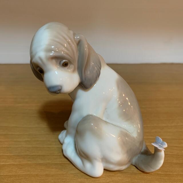 リヤドロ 犬 蝶ーー専用の箱ございます。 | gellonautos.cl