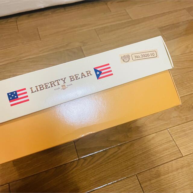 【新品】LIBERTY BEAR タオル&ベアーハンガーセット インテリア/住まい/日用品の日用品/生活雑貨/旅行(タオル/バス用品)の商品写真