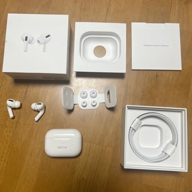 Apple(アップル)の【中古】Apple AirPods Pro（PWP22J/A） スマホ/家電/カメラのオーディオ機器(ヘッドフォン/イヤフォン)の商品写真