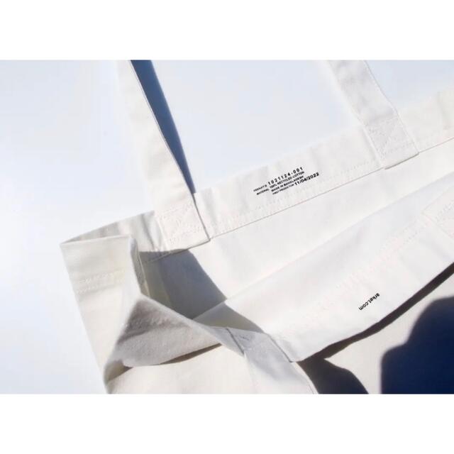 H&M(エイチアンドエム)の【新品未使用】ARKET トートバッグ canvas tote bag レディースのバッグ(トートバッグ)の商品写真