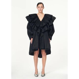 【YUKI着用】Vaquera NYC フリルワンピース