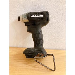 マキタ(Makita)のマキタ/makita 18V インパクトドライバ　TD155D 黒(工具)