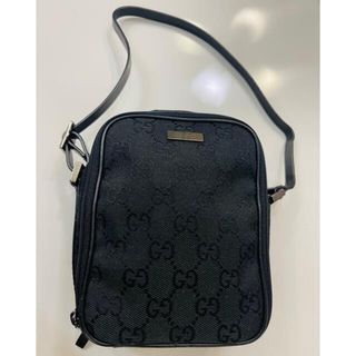 グッチ(Gucci)の美品　GUCCI ポーチ　ハンドバッグ　黒　(ポーチ)