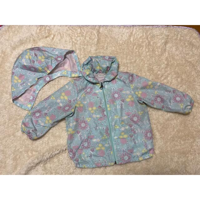 Combi mini(コンビミニ)のコンビミニ　花柄パーカー　90 上着 キッズ/ベビー/マタニティのキッズ服女の子用(90cm~)(ジャケット/上着)の商品写真