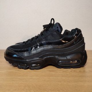 ナイキ(NIKE)の美品 NIKE WMNS AIR MAX 95 ALL BLACK(スニーカー)