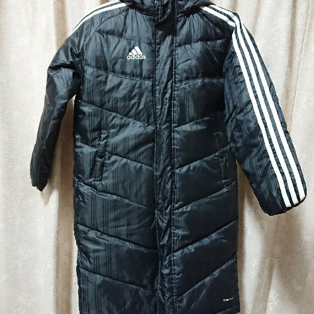 adidas ベンチコート