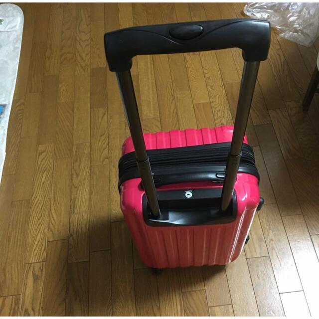 軽量スーツケース スーツケース キャリーバッグ 機内持ち込み 美品　鍵付き レディースのバッグ(スーツケース/キャリーバッグ)の商品写真