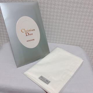 クリスチャンディオール(Christian Dior)の新品未使用☆クリスチャンディオール　ハンカチ　白　ロゴ　刺繍(ハンカチ)