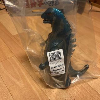 メディコムトイ(MEDICOM TOY)のゴジラストア限定　クラシックゴジラ350　マルサンブルー版　ソフビ　新品未開封品(特撮)