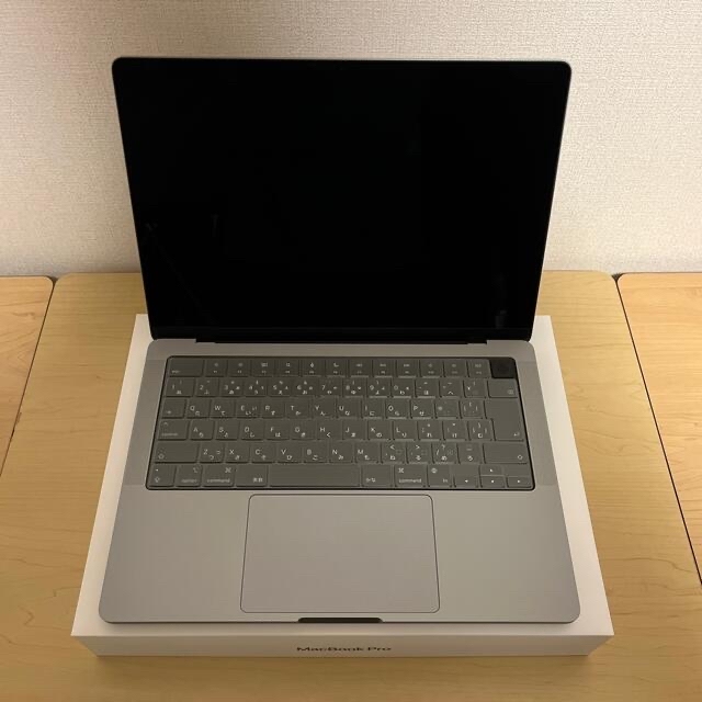 Mac (Apple)(マック)のMacBook Pro 14インチ  スペースグレイ メモリ16GB 512GB スマホ/家電/カメラのPC/タブレット(ノートPC)の商品写真