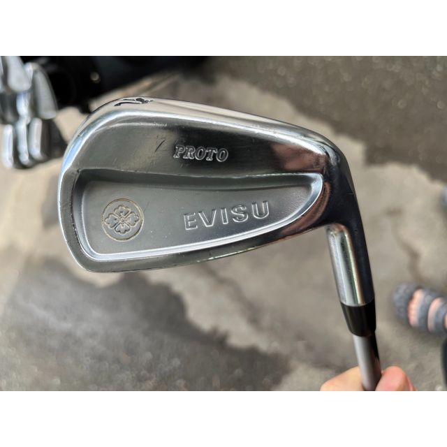 EVISU(エビス)のevisu&golf エヴィスゴルフ　家紋アイアンプロトタイプ　五〜砂の９本 スポーツ/アウトドアのゴルフ(クラブ)の商品写真