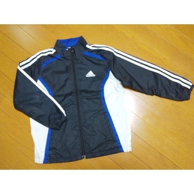 adidas(アディダス)の✿ぷじょん様専用✿　adidas　ｳｨﾝﾄﾞﾌﾞﾚｰｶｰ　ｻｲｽﾞ130 キッズ/ベビー/マタニティのキッズ服男の子用(90cm~)(ジャケット/上着)の商品写真