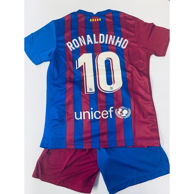 130cmバルセロナ ロナウジーニョ 子供サッカーユニフォーム三点 130cmバルセロナ ロナウジーニョ 子供サッカーユニフォーム三点