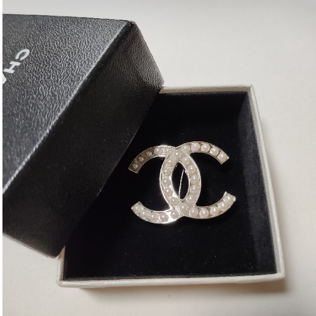 CHANEL ブローチ ココマーク フェイクパール クラシック www.gold-and