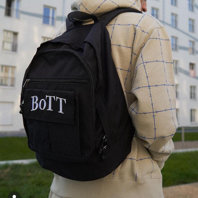 bott リュックサック　バック　那須川天心　bottロゴ　bottlogo メンズのバッグ(バッグパック/リュック)の商品写真