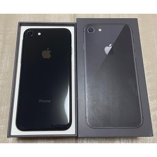 アイフォーン(iPhone)のiPhone8(スマートフォン本体)